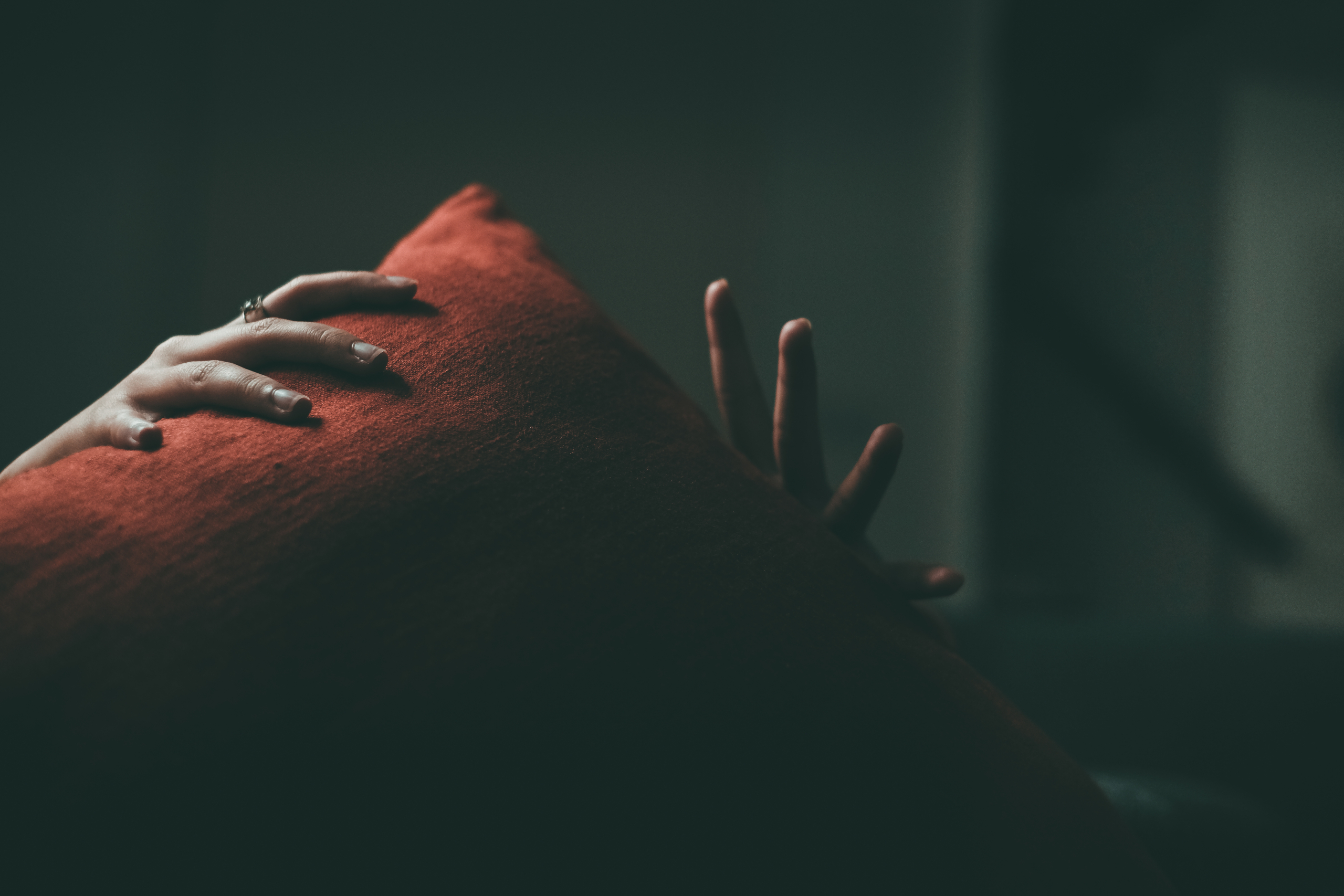 7 Clear Signs You’re Under the Demon of Oppression – Get Deliverance Today 1 what are the signs of demon of oppression